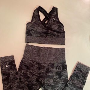 Gymshark Adapt Camo in Black set